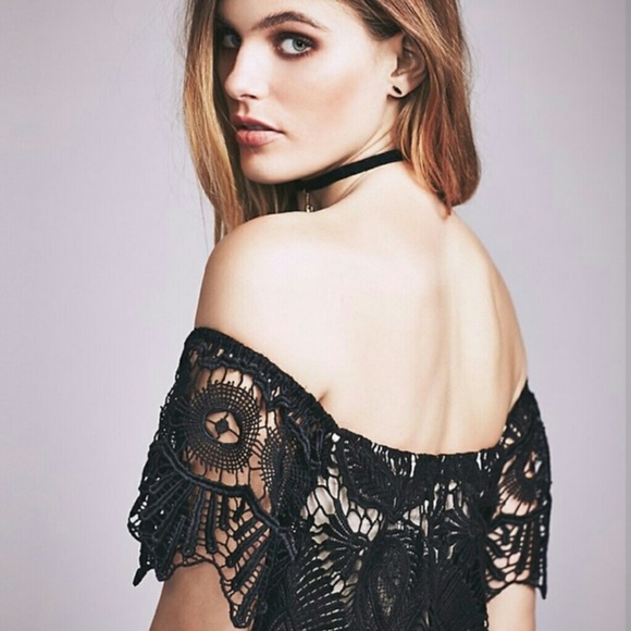 Free People Dresses & Skirts - 🍒NWT🍒 FREE PEOPLE CROCHET DRESS
